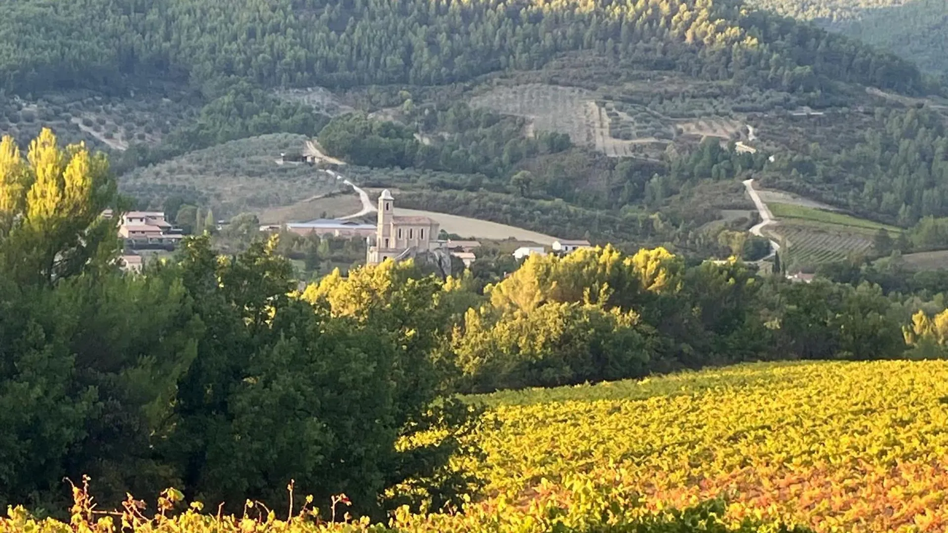La Clairiere Villa Pierrelongue 0*,  France
